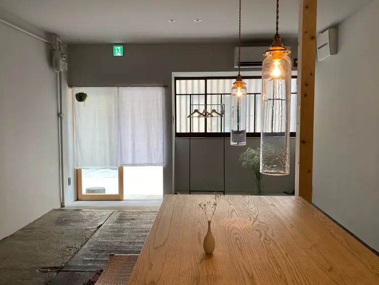 イマの内観・外観1