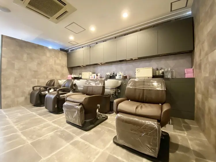 ニューモヘアの内観・外観1