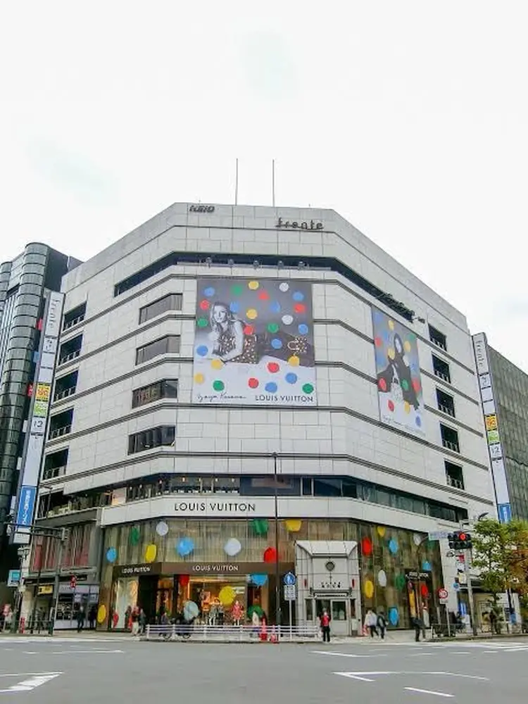 SALOWIN新宿三丁目 Frente店の内観・外観1