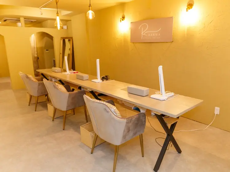 らんまnail &Pearlセルフホワイトニングの内観・外観2