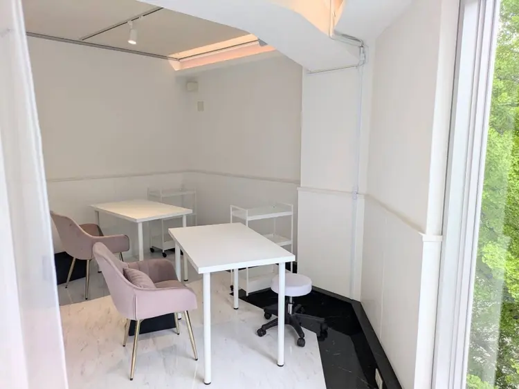 HENECYの内観・外観2