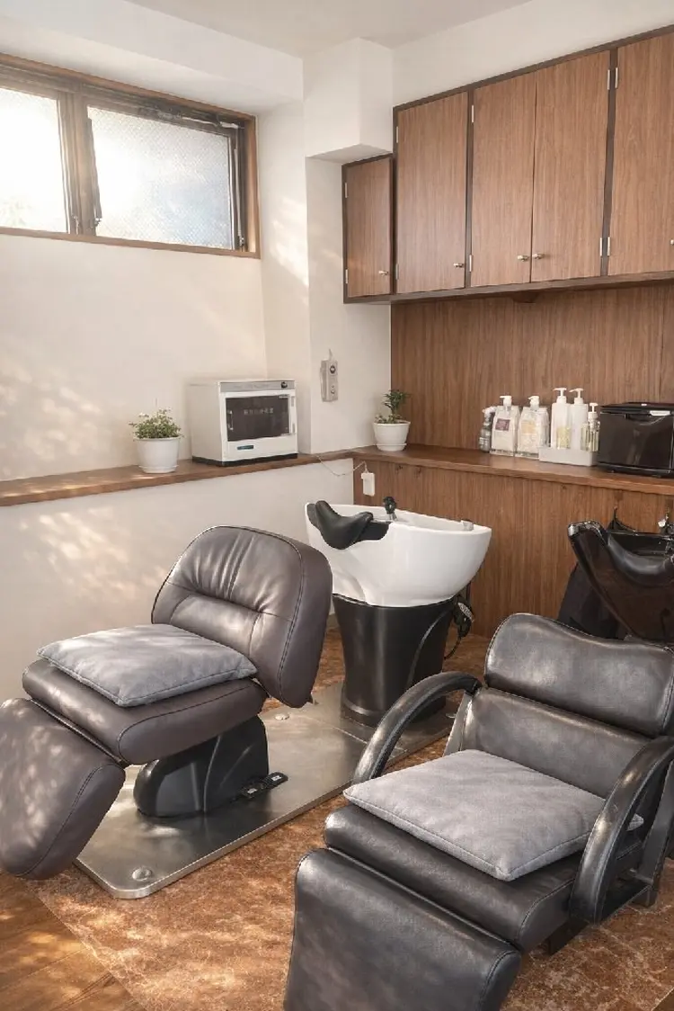 ui hairsalonの内観・外観3