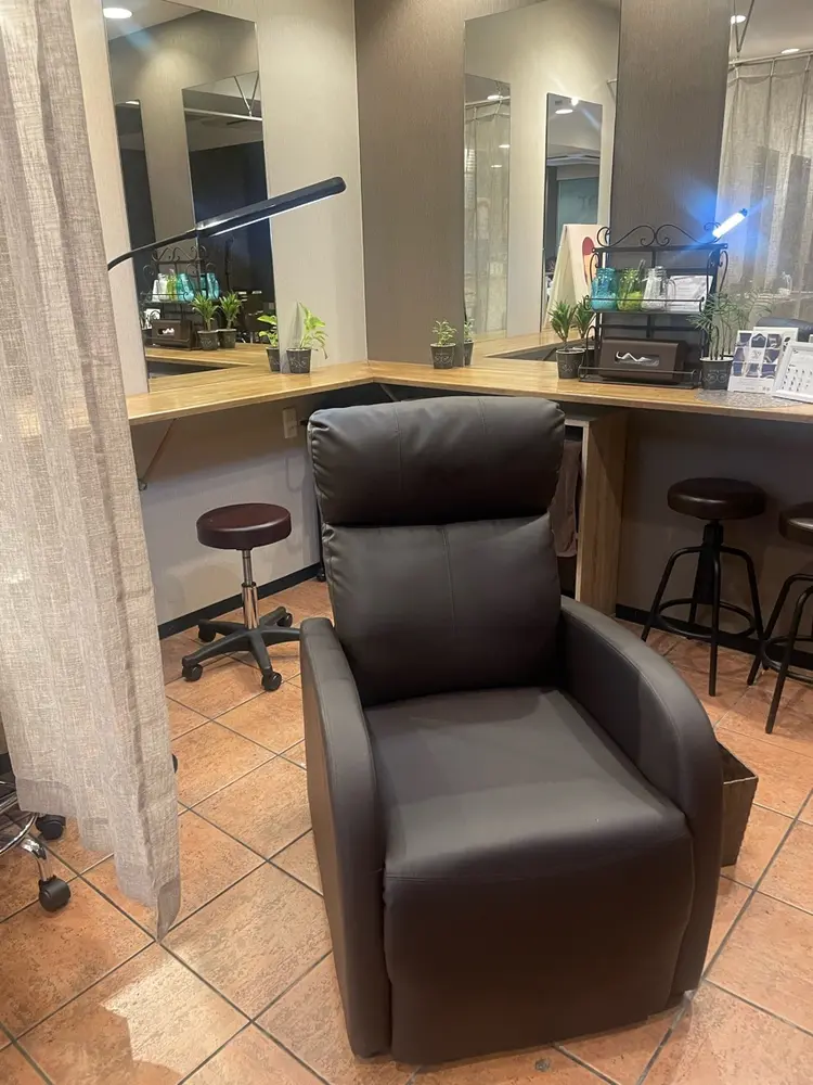 毛染め工房【まつエク】の内観・外観2