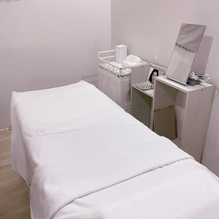 毛穴ケア専門サロン　reineの内観・外観2