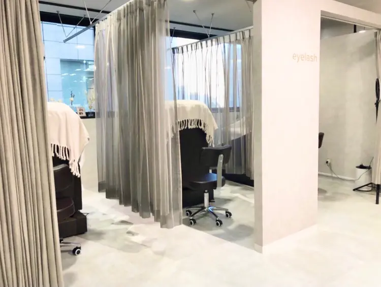 LICO NAIL&EYELASH 名古屋店の内観・外観2