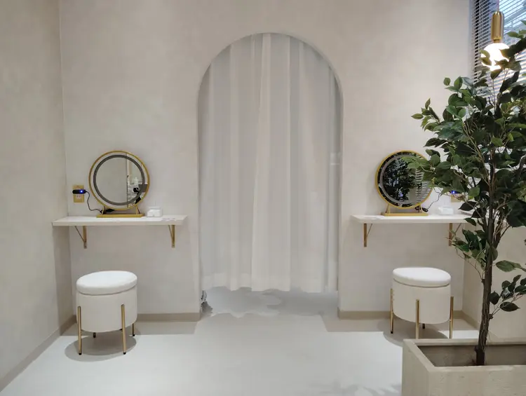 Juicynail 天神店の内観・外観2