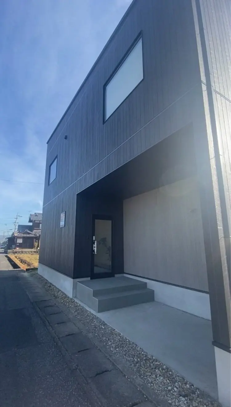 e'waluの内観・外観1