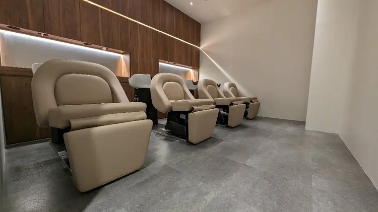 SALOWIN京都河原町店の内観・外観3