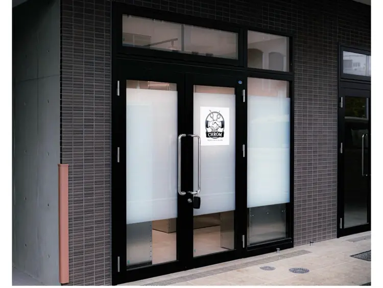 Men's salon CHROMの内観・外観1