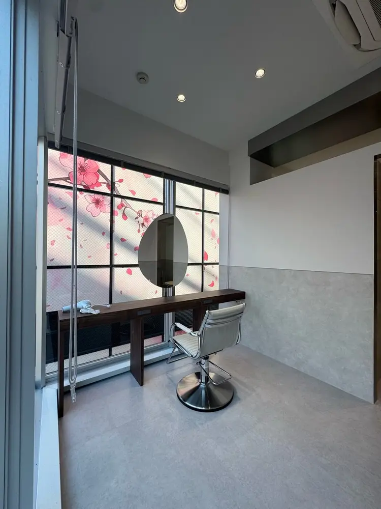 SALOWIN east店6Fの内観・外観2