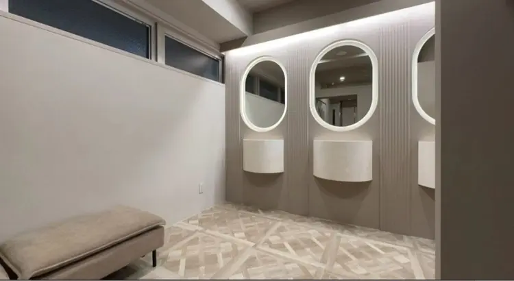 GO TODAY シェアサロン 銀座Eclara店の内観・外観1