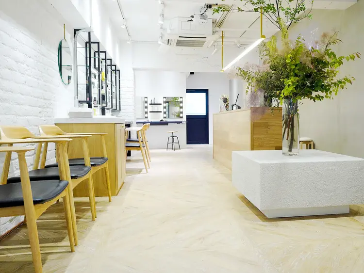 LOREN  AOの内観・外観1