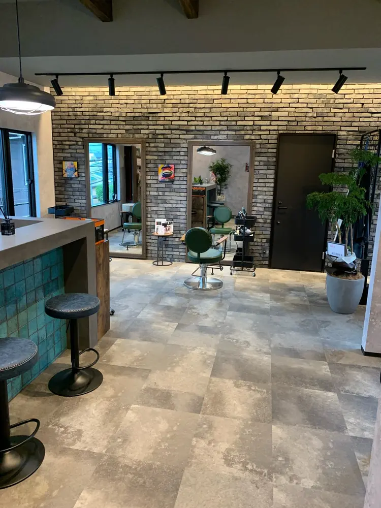 Tiger  Lilyの内観・外観2