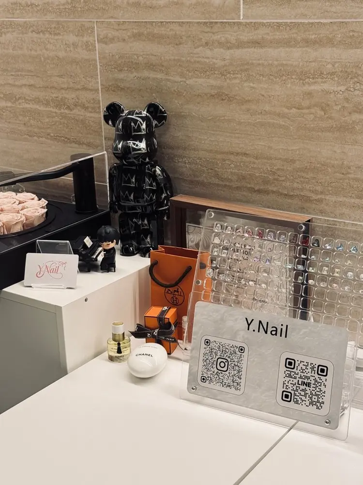 Y.Nailサロンの内観・外観2