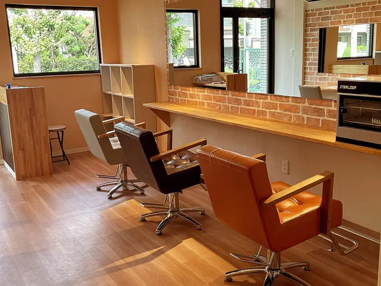 ヘアサロンサンヒルズの内観・外観2