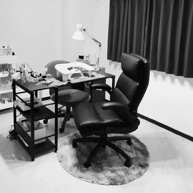 omika nailの内観・外観1