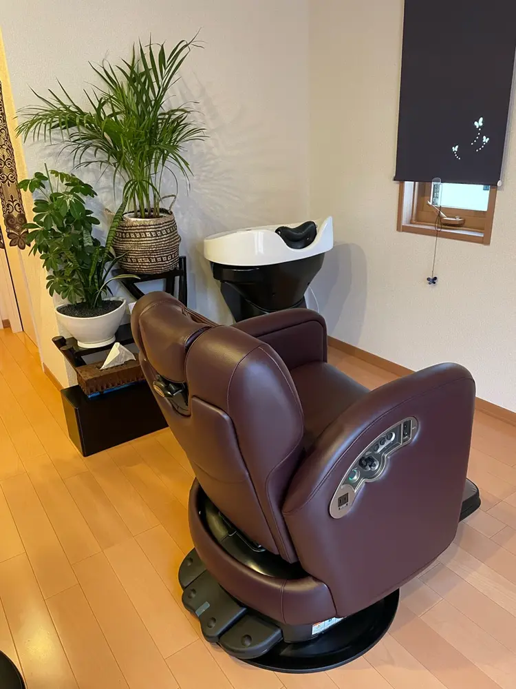 ロニセラアイラッシュの内観・外観3