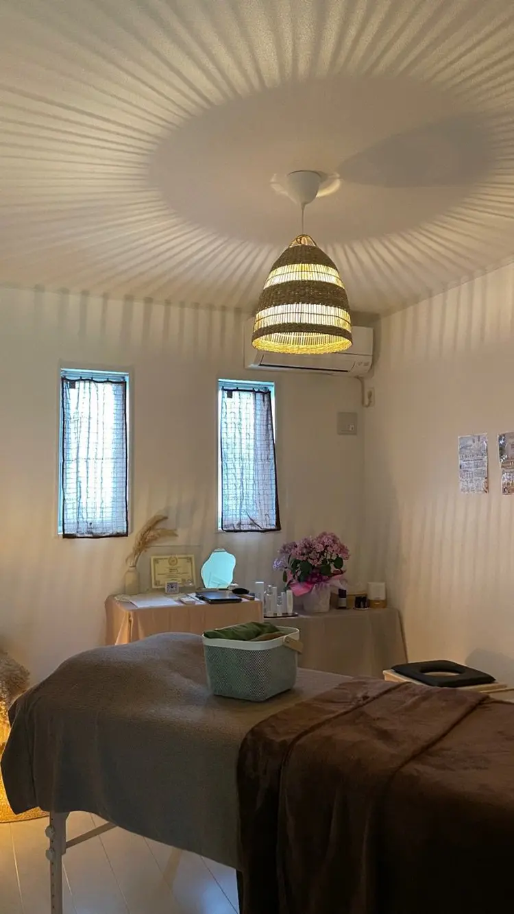 ヘッドマッサージ&塩よもぎ蒸し　relaxation saron myu.の内観・外観3