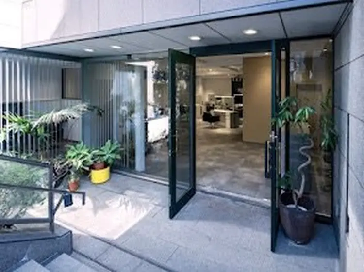 ROBBY 青山の内観・外観1