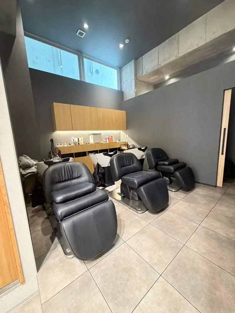 yulrica 新宿店の内観・外観3