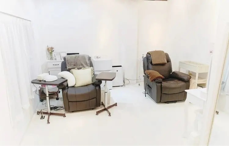 mint nail＆eyelashの内観・外観1