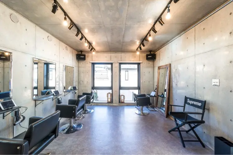 polonの内観・外観2