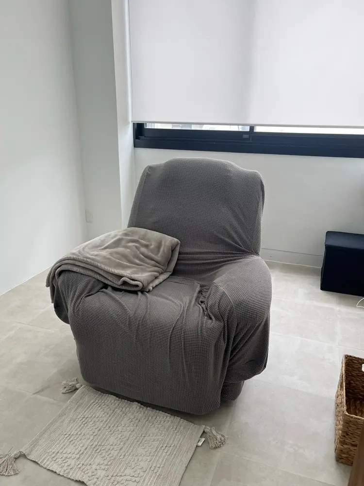 FIRST SEATの内観・外観3