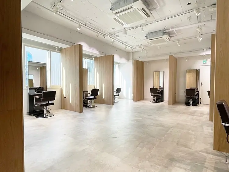 GO TODAY SHAiRE SALON 渋谷Sol店の内観・外観1