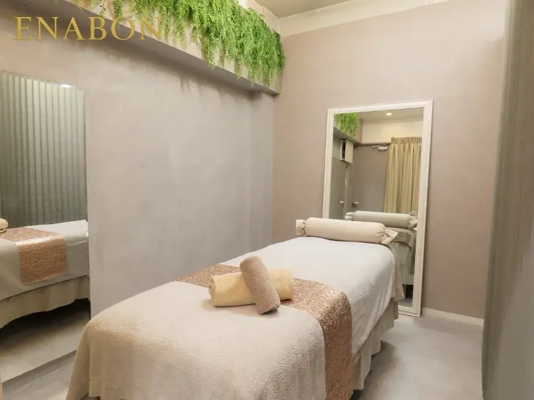 ENABONの内観・外観2