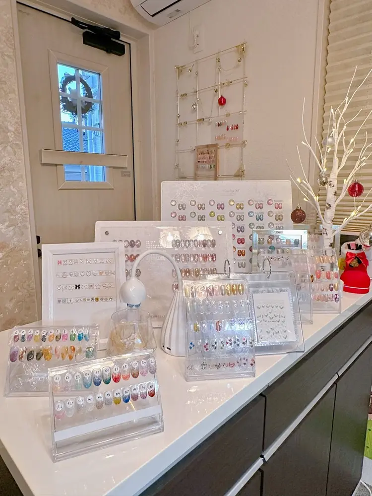 Reona nailの内観・外観2