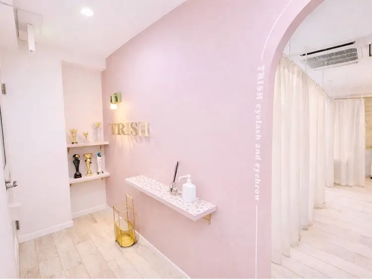 TRISHの内観・外観1