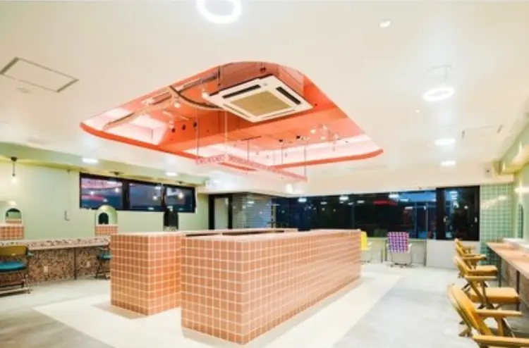 ROSTARの内観・外観2