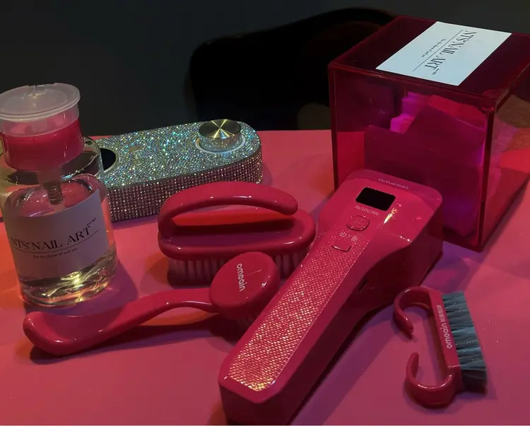 TI.NAILの内観・外観2