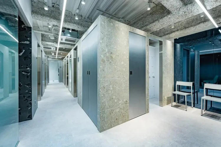 SALOWIN四条河原町店の内観・外観2