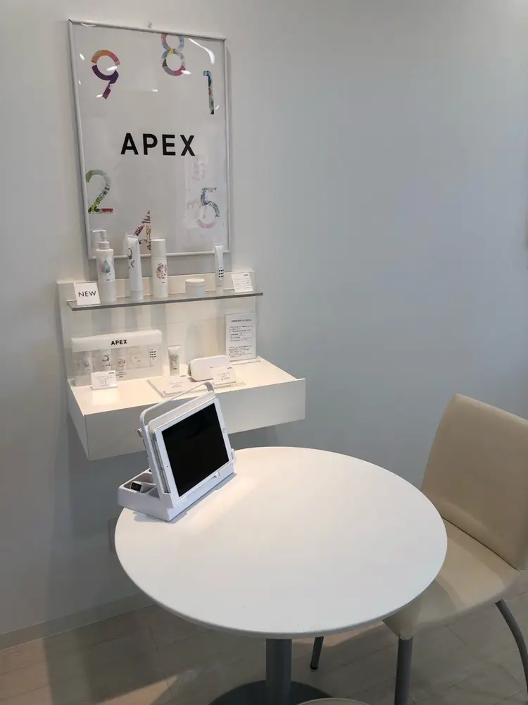 POLA  THE  BEAUTY  草津店の内観・外観2