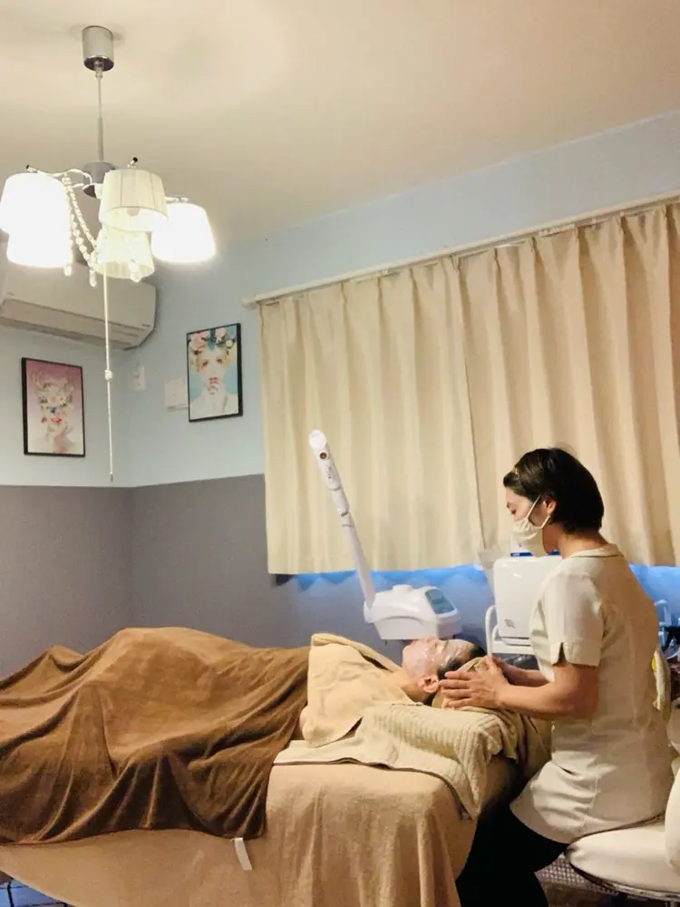 RataBeauty-Hiratsukaの内観・外観1