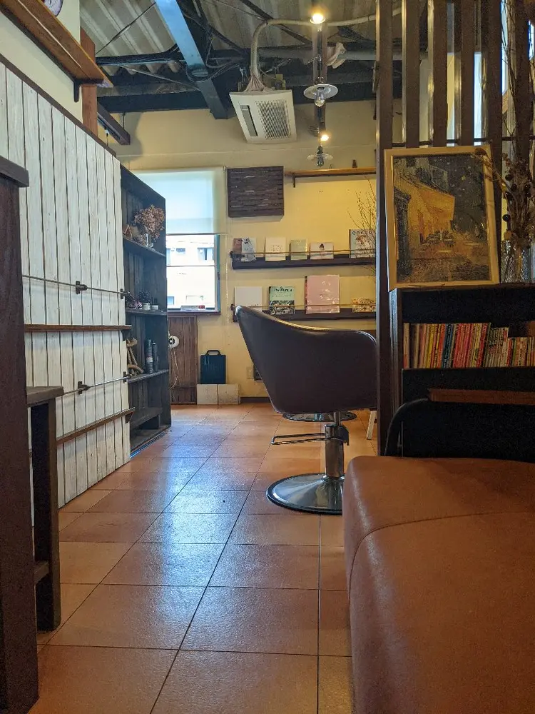 ant'tenの内観・外観2