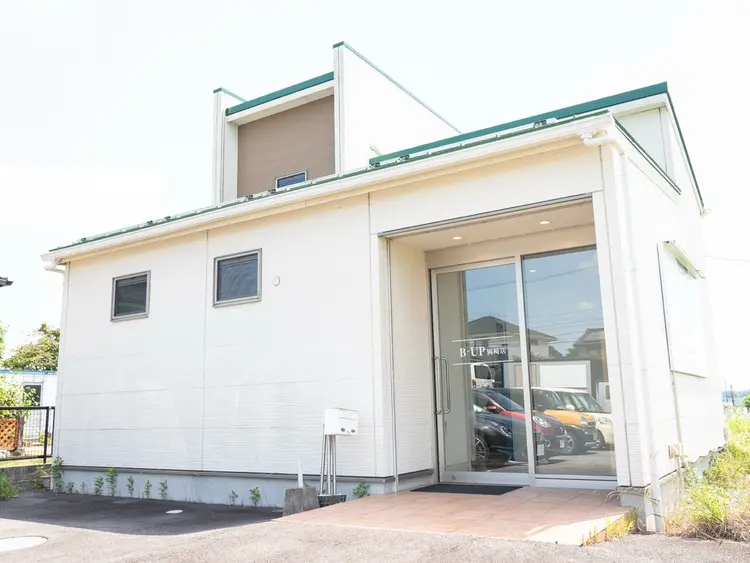 B-UPの内観・外観2
