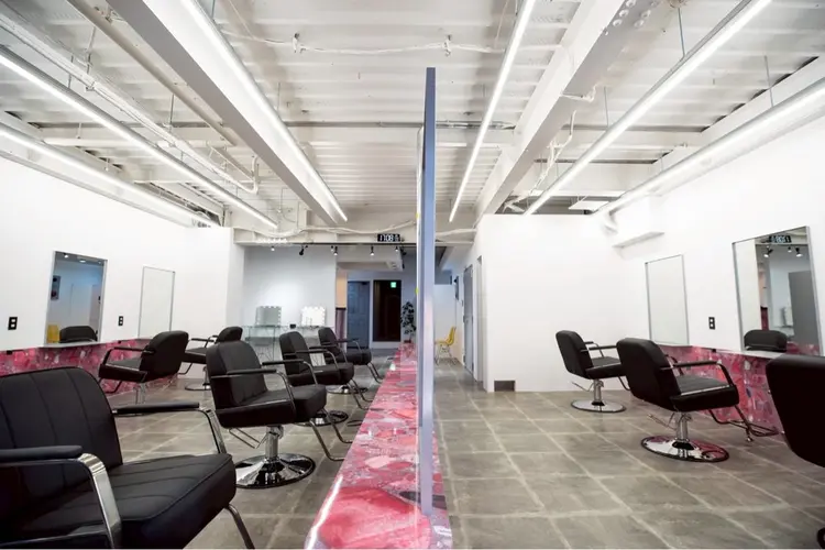 PELE 栄の内観・外観2