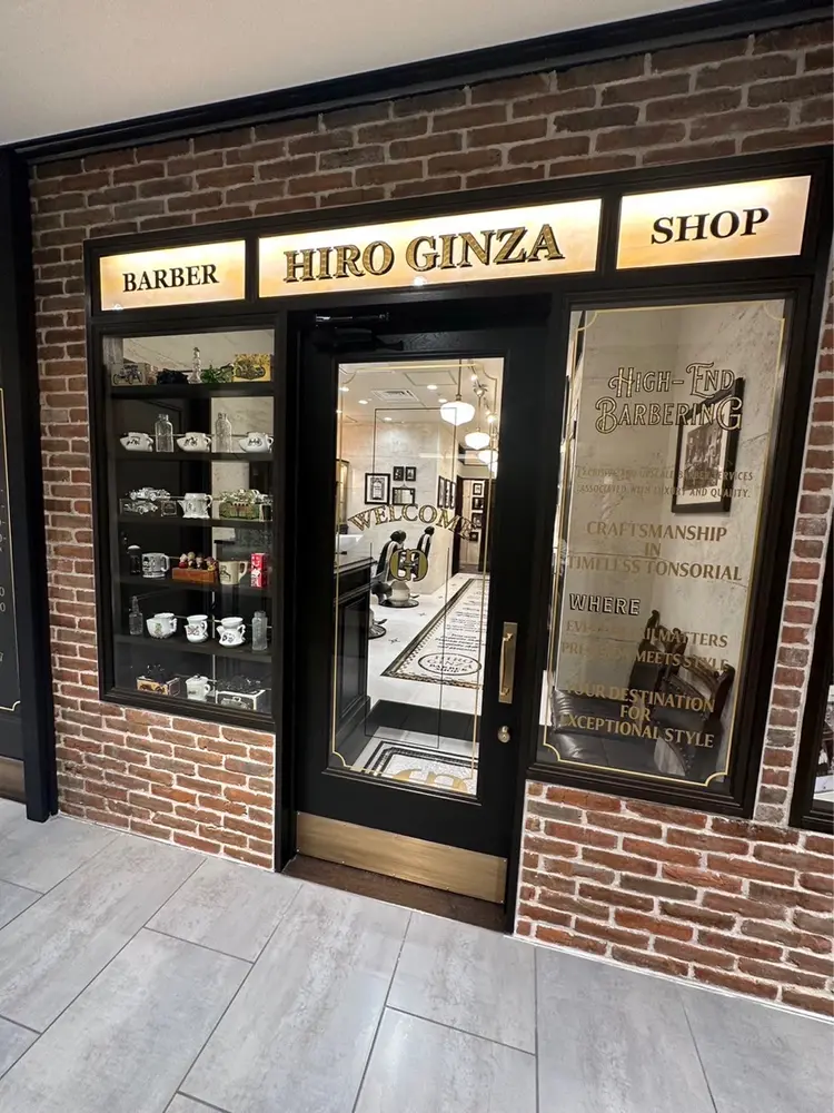 ヒロ銀座BARBERSHOP大阪本店の内観・外観3