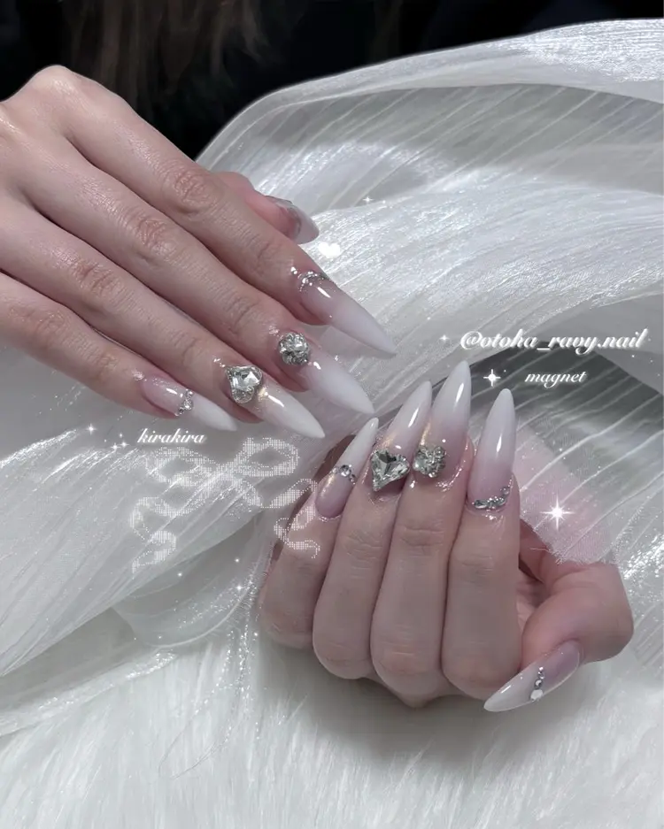 RAVY NAILの内観・外観2