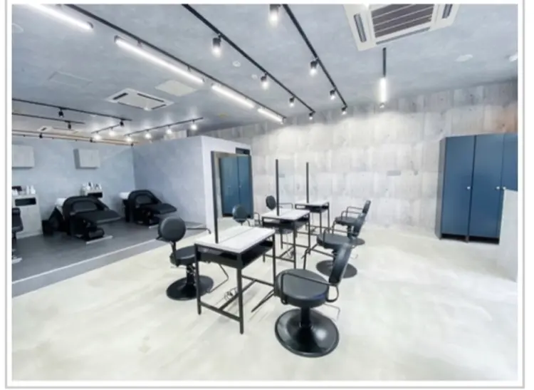 LUXBE LUCE那覇イオン店の内観・外観3