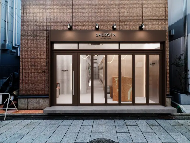 SALOWIN二子玉川店の内観・外観1