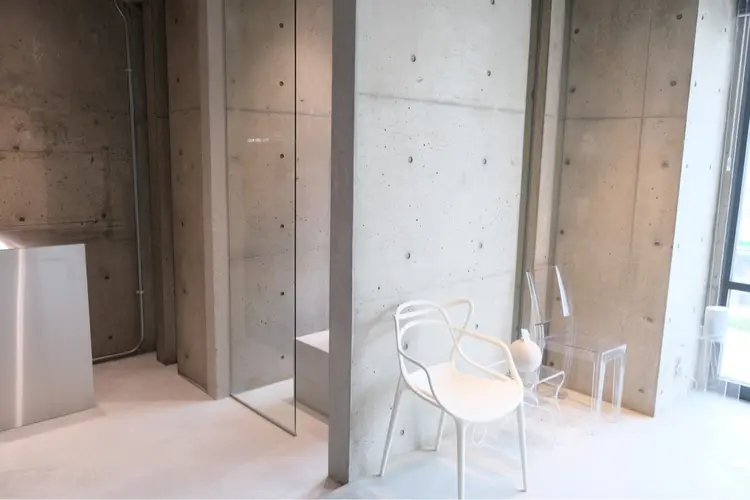 IDEN  AND TITYの内観・外観2