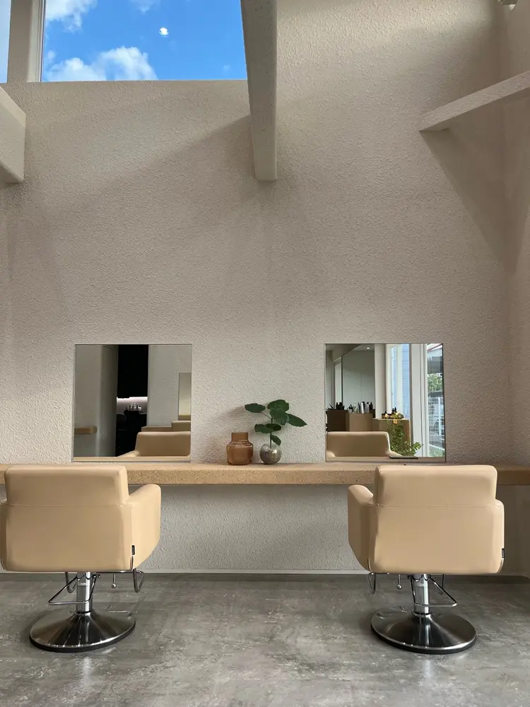 queの内観・外観1