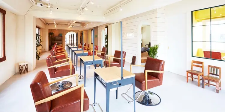 JYUNESU表参道の内観・外観2