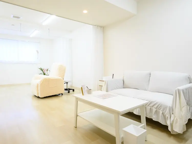 サロンRèの内観・外観1