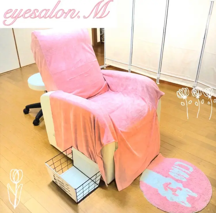 eyesalon. Mの内観・外観1