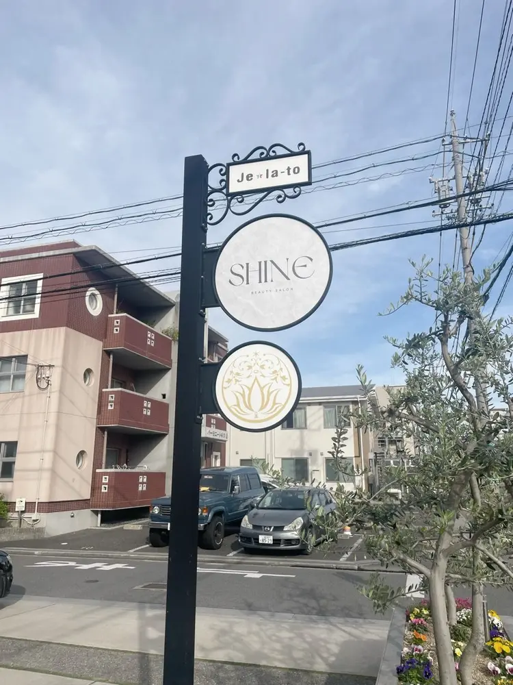 beauty salon Shineの内観・外観2