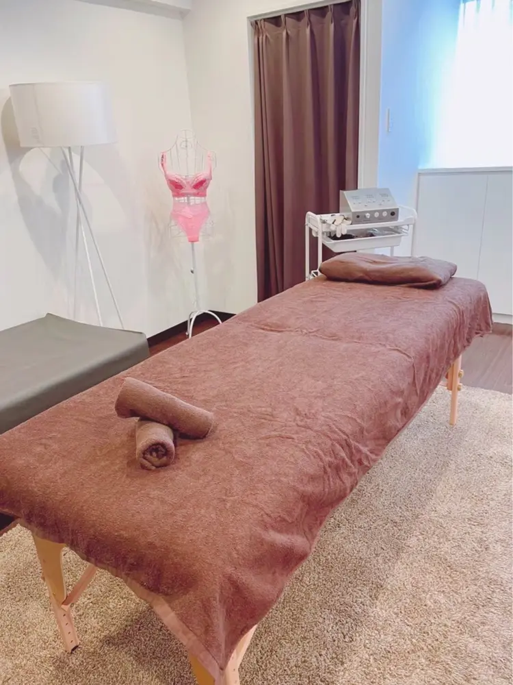 NaturePlusの内観・外観1